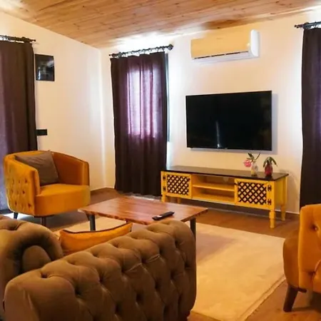 Fethiyede Jakuzili, Ozel Havuzlu 2+1 Pepino Villa