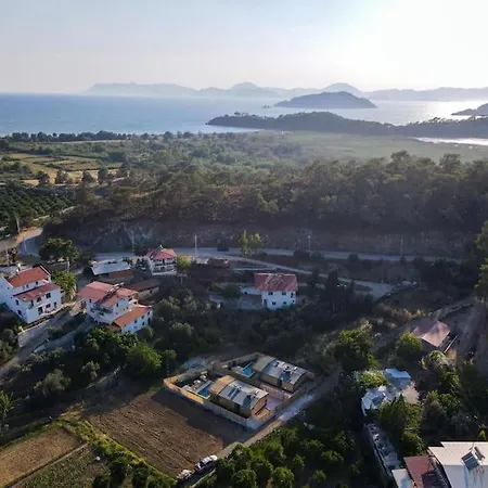 Villa Fethiyede Jakuzili, Ozel Havuzlu 2+1 Pepino *