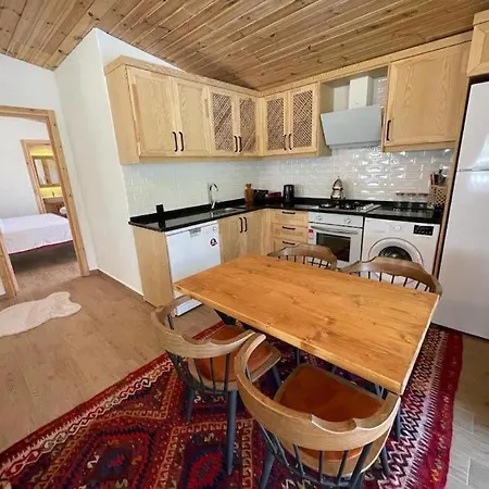 Fethiyede Jakuzili, Ozel Havuzlu 2+1 Pepino Villa Fethiye